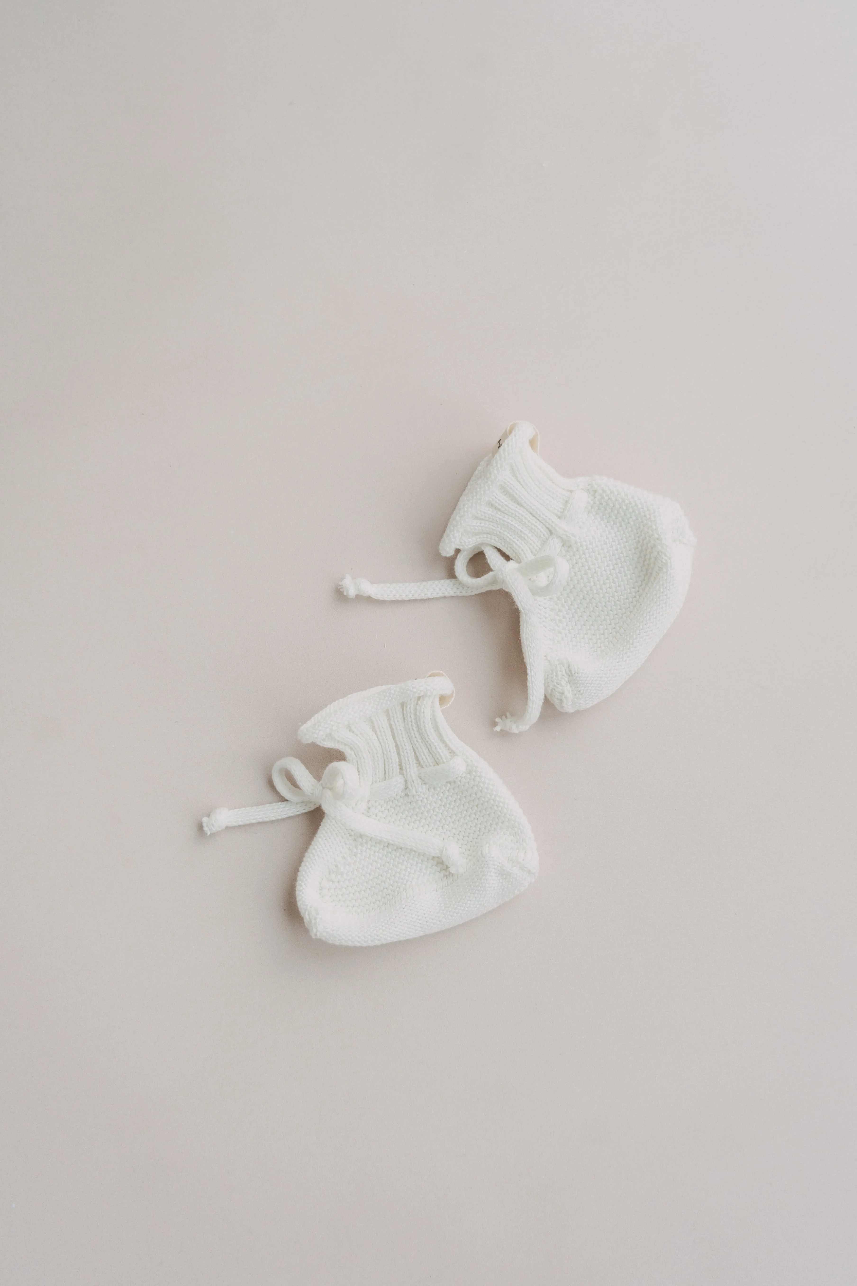 BABY KNIT SHOES MILK
